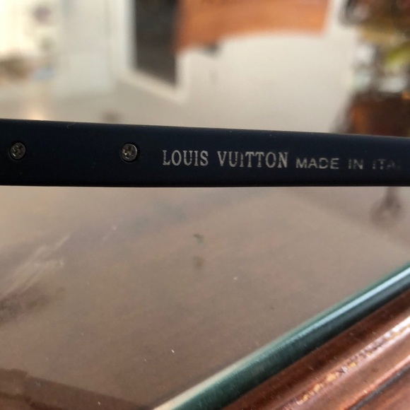 Louis Vuitton sunglasses - Picture 1 of 4